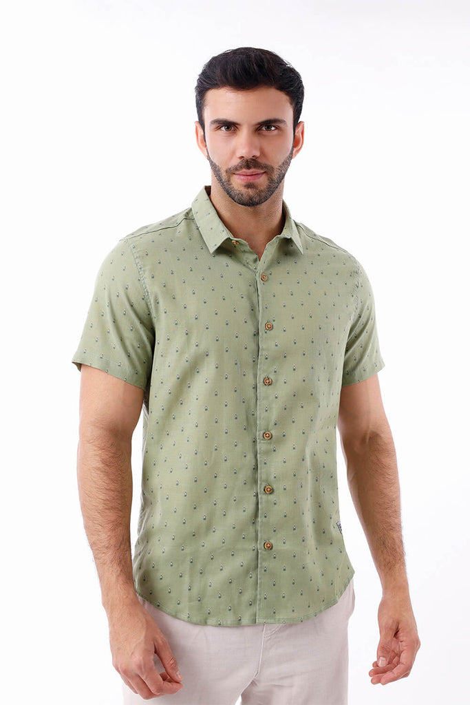 Camisa hombre verde estampada