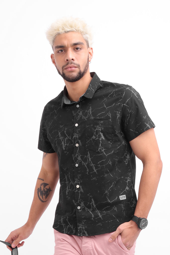 Camisa Hombre Manga Corta Negro Estampado Rayos - 210385