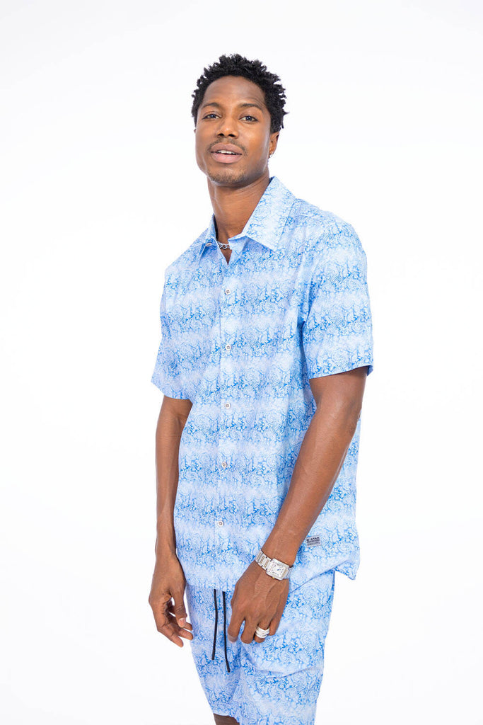 Camisa hombre celeste estampada