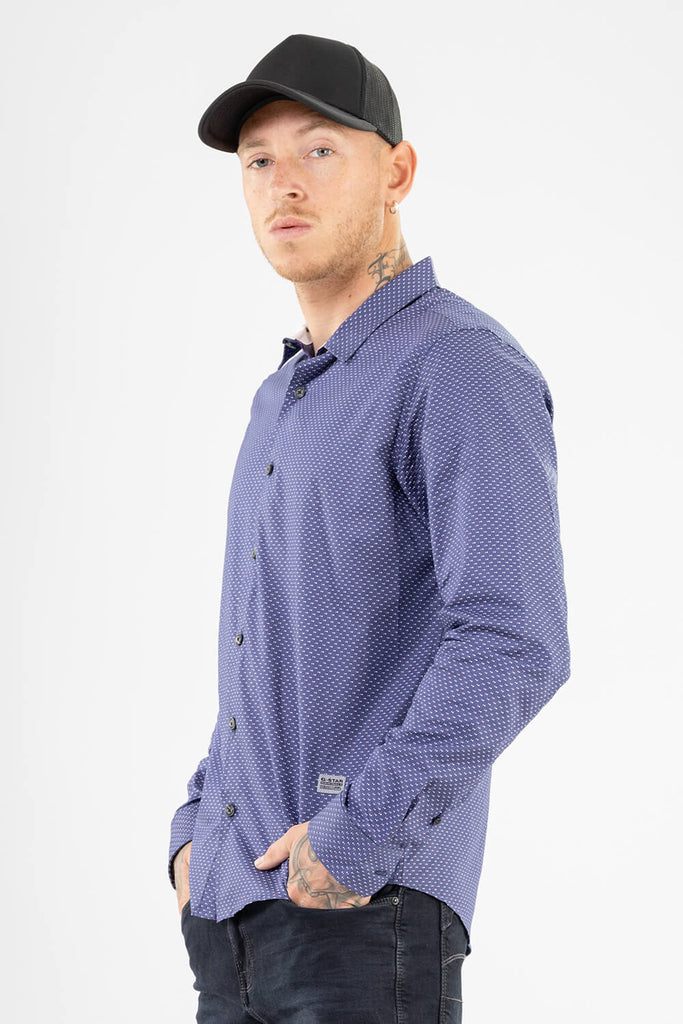 Camisa hombre morado estampado